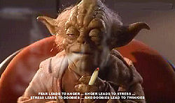 Archivo:Yoda fumao.jpg