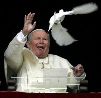 Archivo:5119 2560 pope-vs-pigeon.jpg