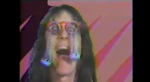 Archivo:Todd Rundgren Videoclip.jpg
