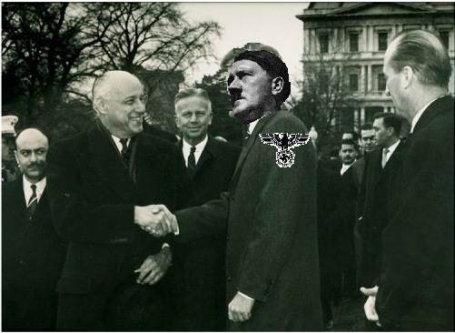 Archivo:Adolf hitler jorge alessandri.jpg