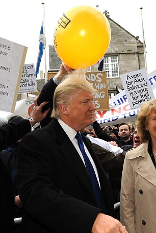 Archivo:Trump Ballon.png