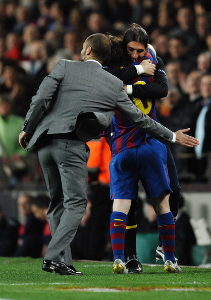 Archivo:Lionel+Messi+Josep+Guardiola+Barcelona.jpg