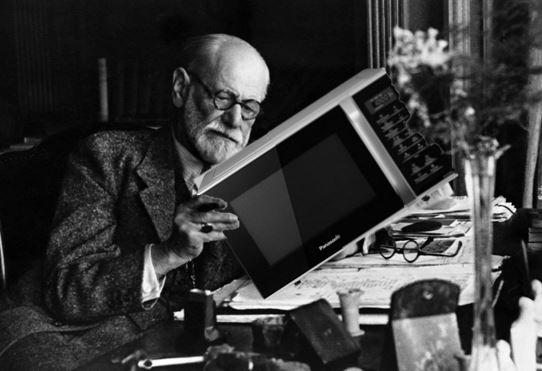 Archivo:Freud microondas.JPG