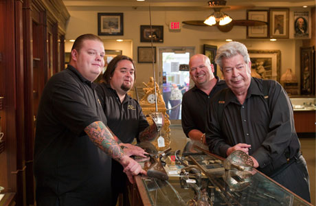 Archivo:Rick-harrison-and-the-rest-of-the-pawn-stars.jpg