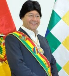 Luis Arce.jpg