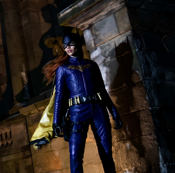 Archivo:Batgirl movie.png