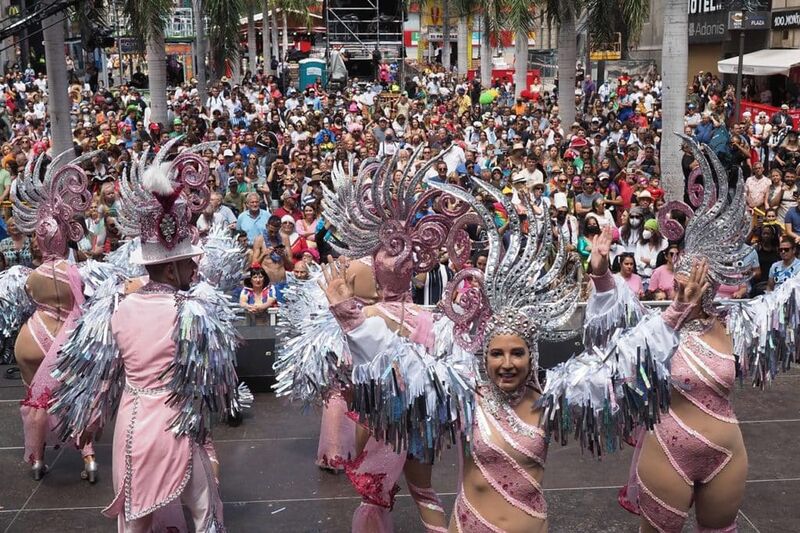Archivo:Carnaval en canarias.jpg