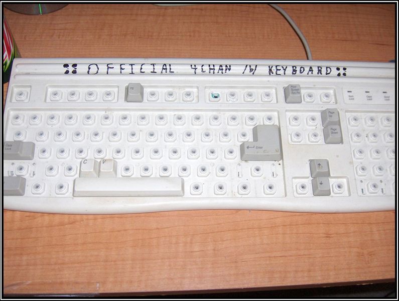 Archivo:Official-4chan-keyboard.jpg