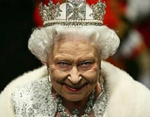 Isabel II del Reino Hundido Feliz.png