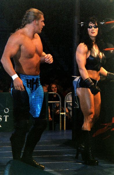 Archivo:Chyna and Triple H.jpg