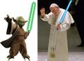 El Papa imitando a Yoda, falta su complice Pene Adicto.