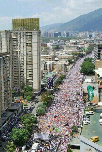 Archivo:Protesta en Venezuela 2014.jpg