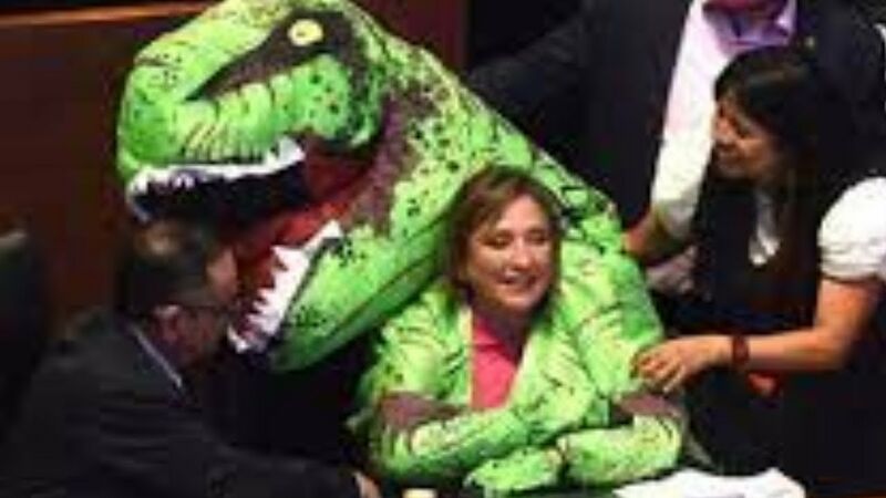 Archivo:Galvez botarga.jpg