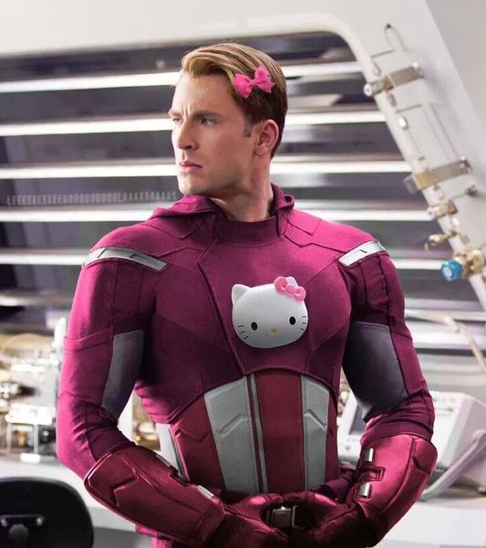 Archivo:Capitán América rosa.jpg