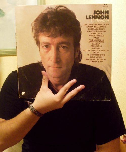Archivo:Lennon montaje.jpg