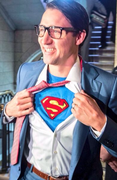 Archivo:Trudeau superman.jpg