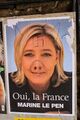 Marine Le Pen vandalizado.jpg