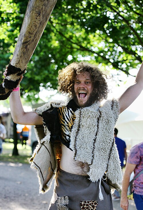 Archivo:Caveman costume.jpg