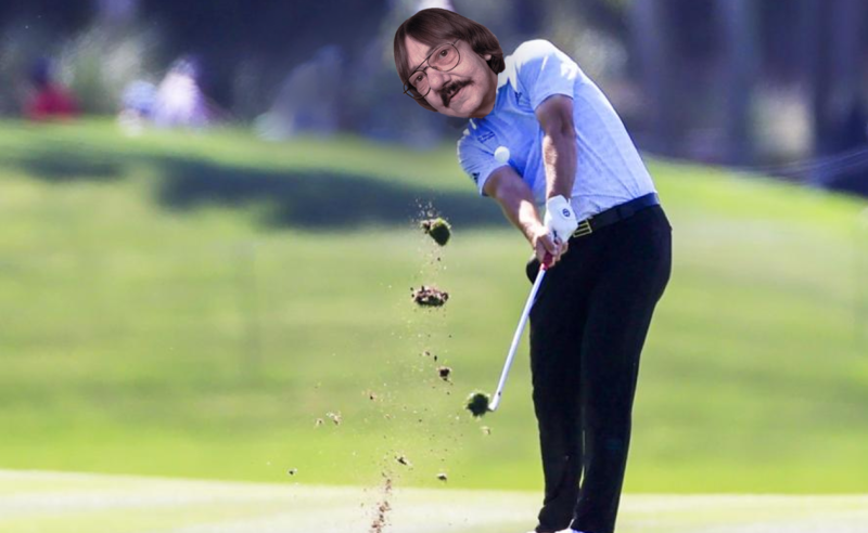 Archivo:Tio1.jpg jugando al Golf.png