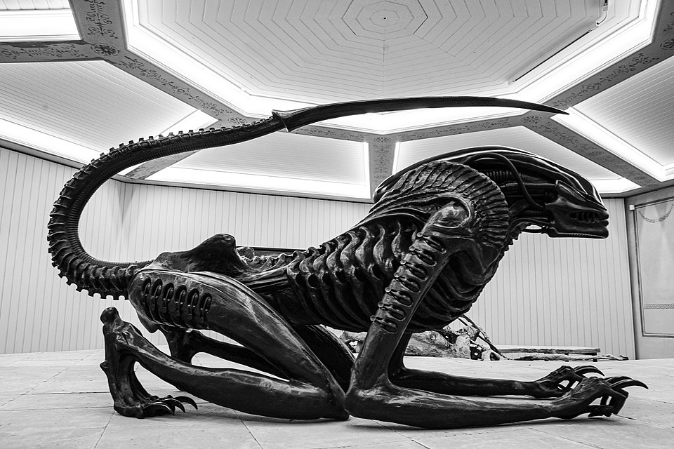 Archivo:Xenomorph (51643425582).jpg