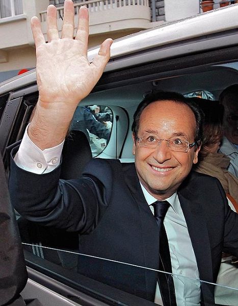 Archivo:François Hollande - Hola Mamá, Estoy en el Internet.jpg