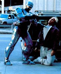 Robocop-interrogates-a-corpse-this-is-not-funny.jpg