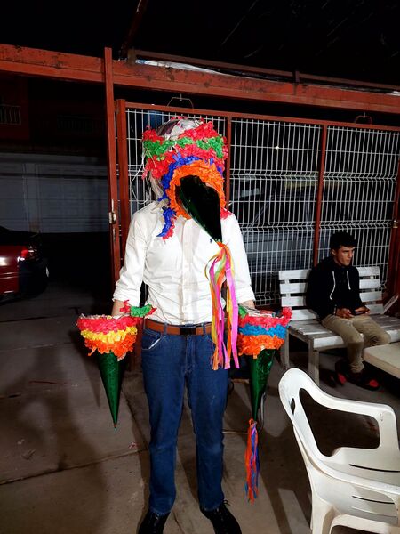 Archivo:Piñato Man.jpg
