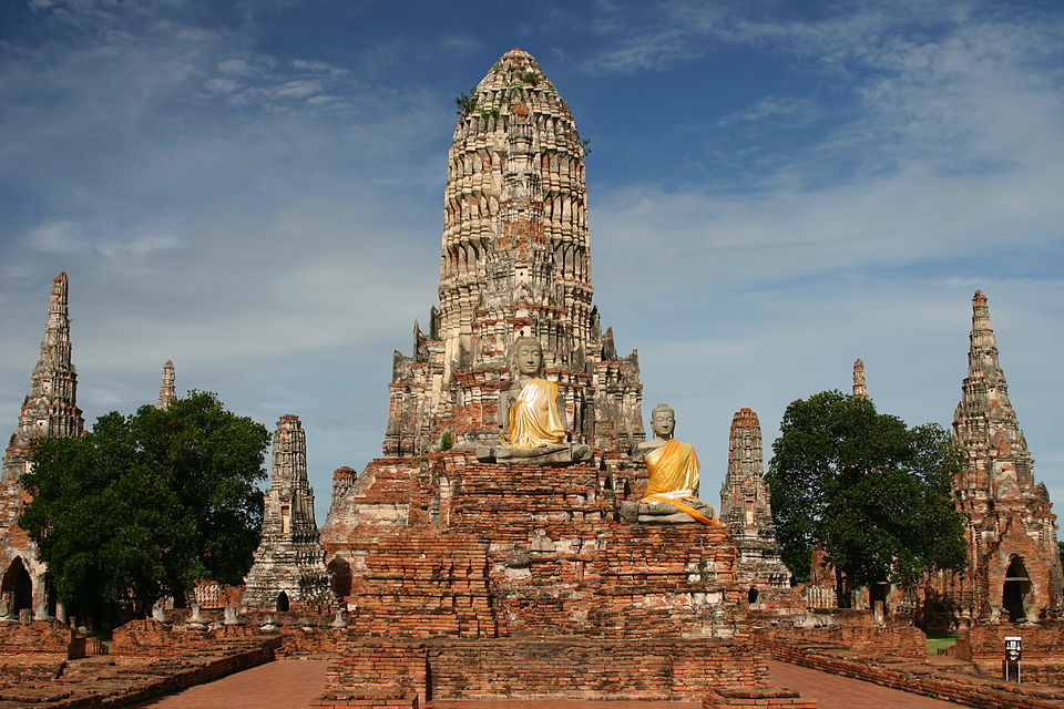 Archivo:Ayutthaya Thailand 2004.jpg