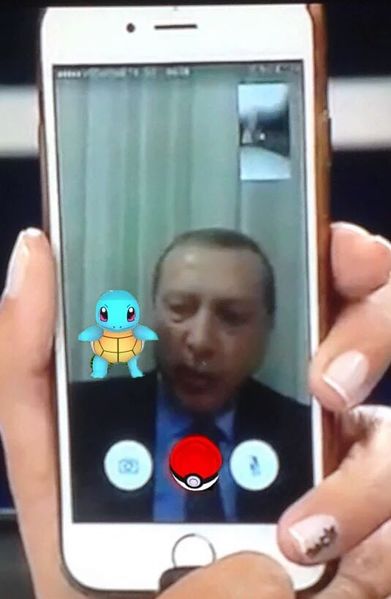 Archivo:Erdogan Pokemon Go.jpg