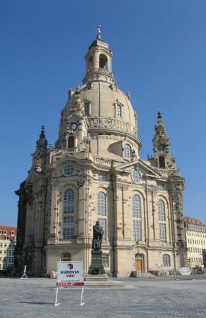 Soubor:Frauenkirche Dresden.jpg
