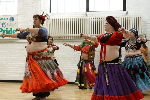 Soubor:Pagan Pride - Belly Dance.jpg