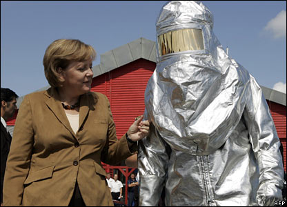Soubor:Merkel xyz.jpg