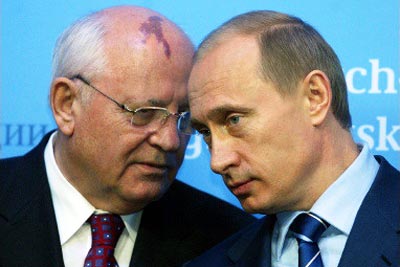 Soubor:Putin Gorbachev.jpg