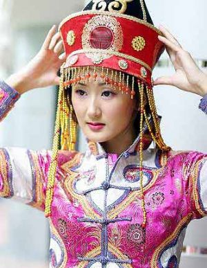 Soubor:Mongolian lady.png
