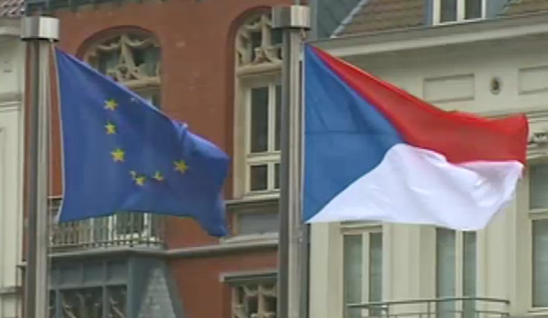 Soubor:EU-cesko-vlajky.jpg