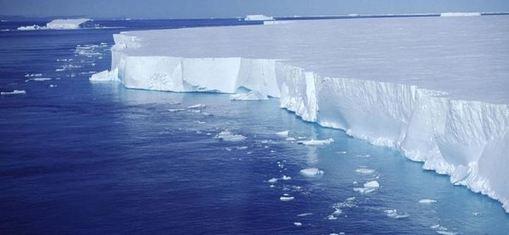 Soubor:Led v antarktide.jpg