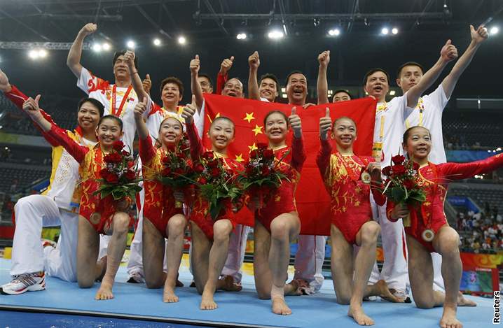 Soubor:China gymnastky.JPG