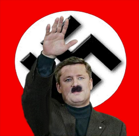 Soubor:Angela Merkel is Hitler’s daughter.jpg