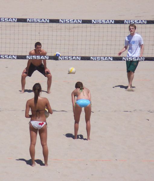 Soubor:Beach volleyball 2.jpg