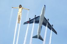 Ježíše nepřekoná letadlo ani Chuck Norris.