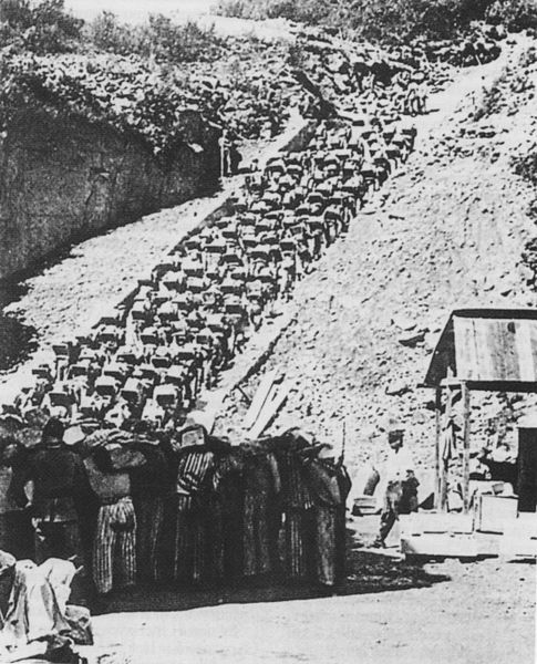 Soubor:Mauthausen.jpg