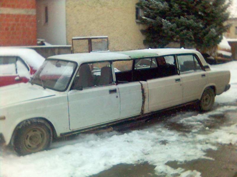Soubor:Lada limousine.jpg
