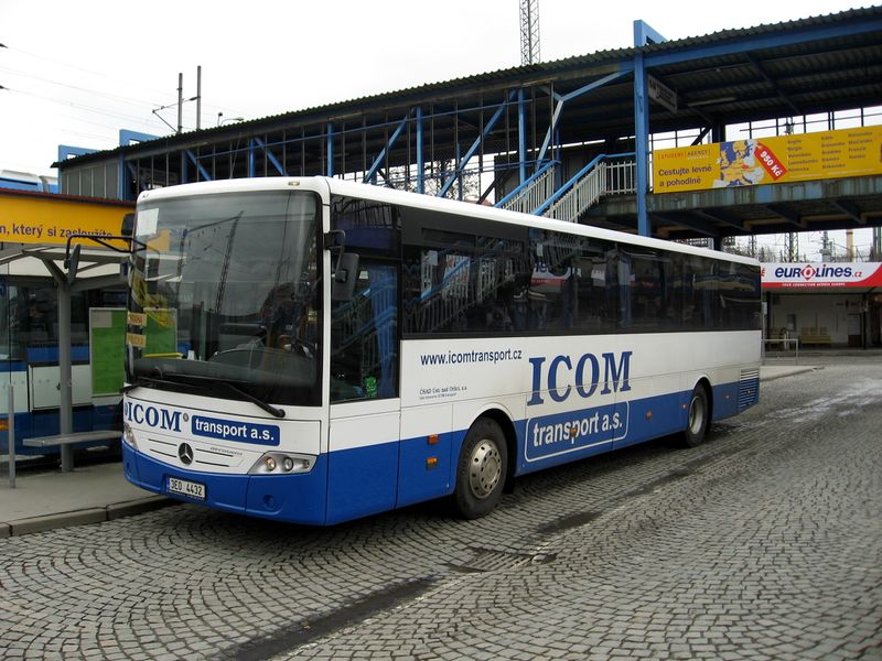 Soubor:Autobus společnosti ICOM transport na Florenci.jpg