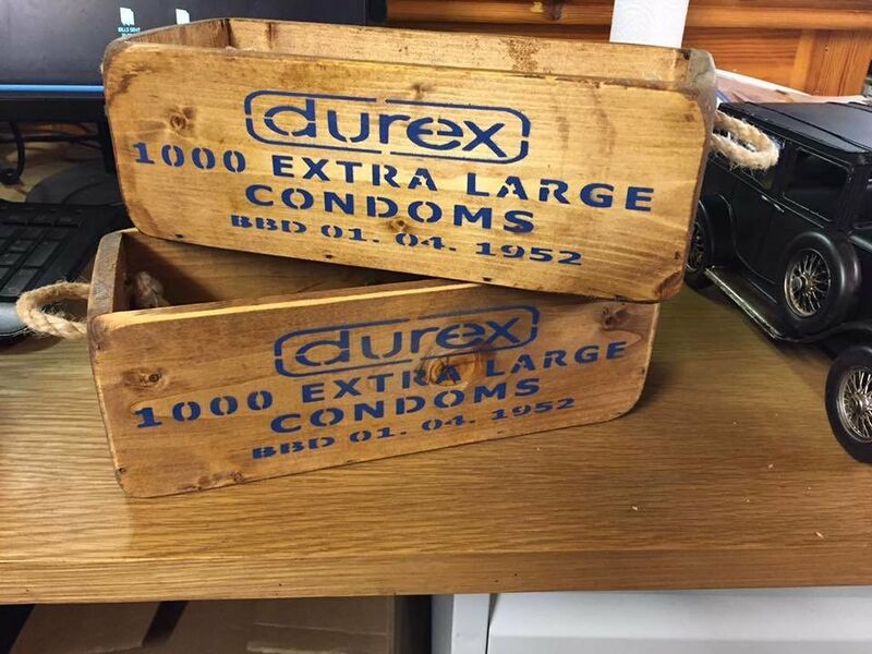 Soubor:Durex wood box.jpg