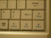 Klasická klávesnice s tlačítkem Shift