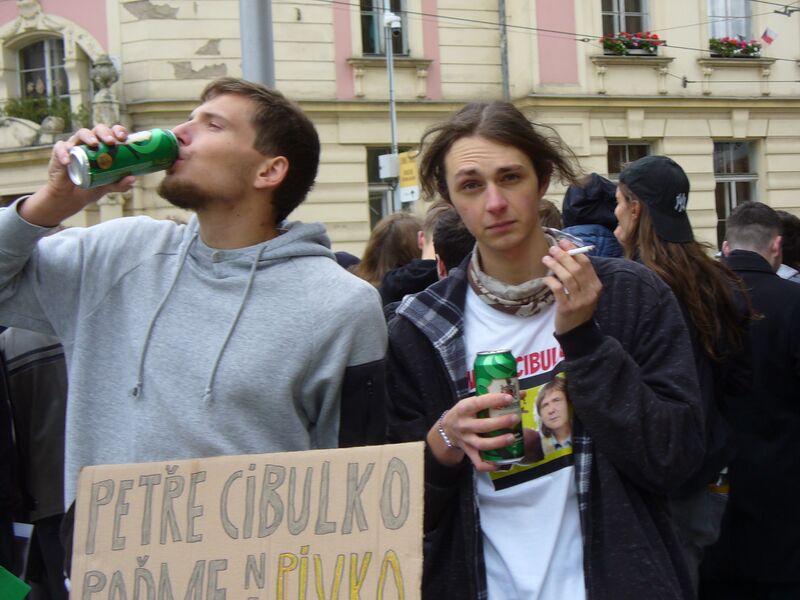 Soubor:Konrad a Karel.jpg