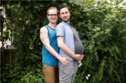 Právě se díváte na tu nejhorší horečnatou noční můru všech konzervativců. Bukva a tranďák? To rozhodně NENÍ tradiční rodina!
