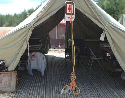 File:Medical-tent.jpg