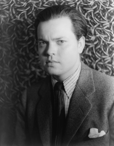 Datei:468px-Orson Welles 1937.jpg
