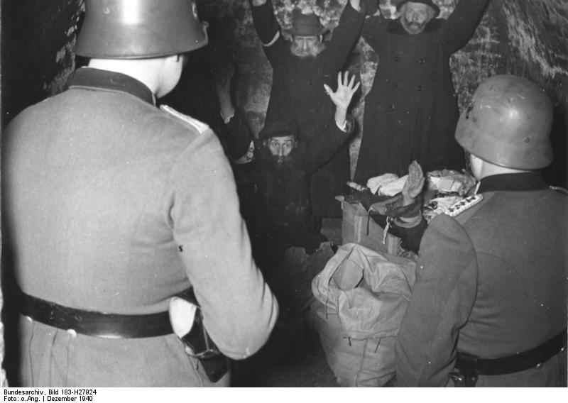 Datei:Bundesarchiv Bild 183-H27924, Polen, Ghetto Lublin, Polizei-Einsatz.jpg